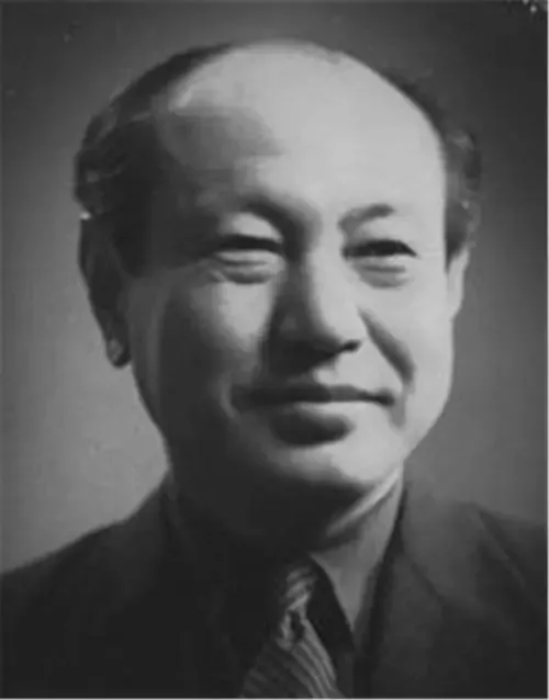 日本，為什麼扳不倒“皇權”？