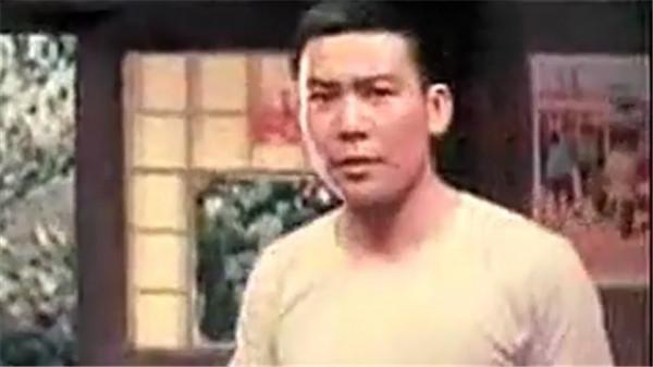 徐敏：拍馬戲血把眼睛糊住險些喪命，倒黴到一演主角戲就沒法播