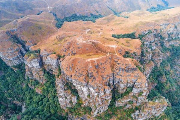飽攬壯美山原景觀，廣東蕉窩頂徒步環線值得擁有