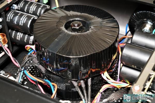 Cambridge Audio EDGE M – 超乎想像地出色