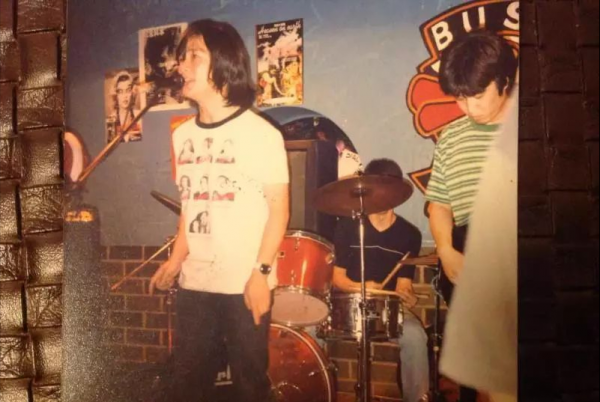 憶花兒樂隊:未成年搖滾樂隊?他們的故事幾乎就是中國搖滾消亡史 憶花兒樂隊:未成年搖滾樂隊?他們的故事幾乎就是中國搖滾消亡史