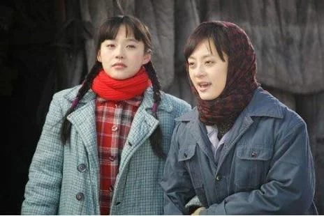 張佳寧：撮合親媽二婚，不原諒生父20年，親舅張曉龍拿她當女兒