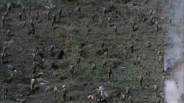 解放軍征服死亡地帶，穿越中越戰爭雷場，創造無一人亡的世界奇蹟