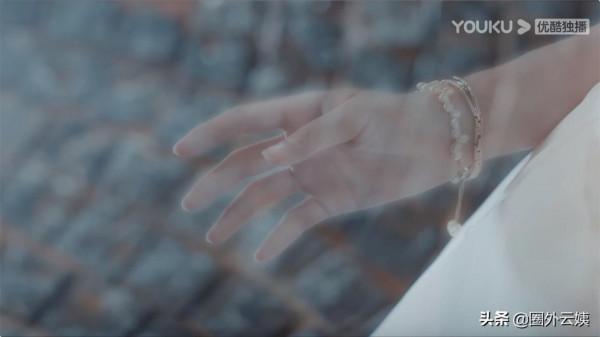 又發現一部沙雕“下飯劇”，物理大神愛上紙片人女友，這腦洞絕了