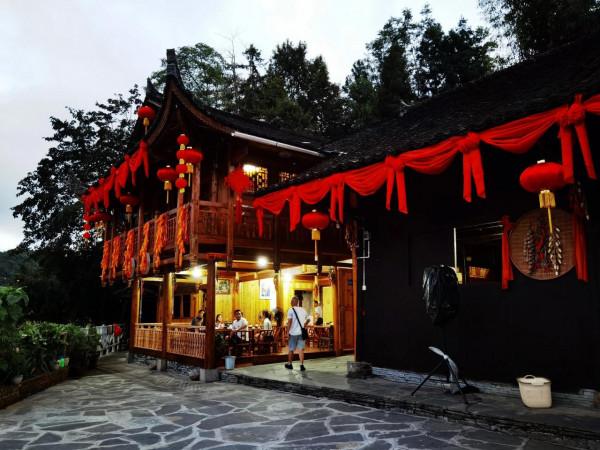 第一次遊“十八洞村”,先被矮寨大橋震撼啦 第一次遊“十八洞村”,先被矮寨大橋震撼啦