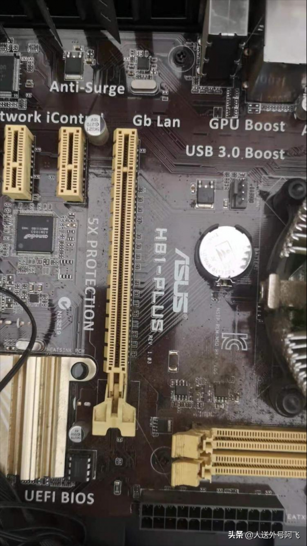 剛收回來的30套H81,B85主機板+CPU，看看值多少？