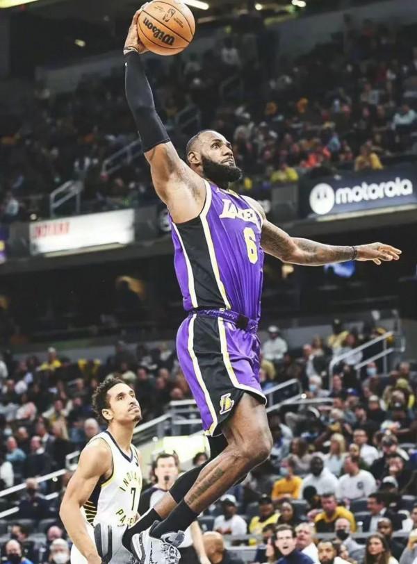 籃網迎好訊息,雄鹿連籤兩人!周最佳球員誕生,庫裡成正負值之神 籃網迎好訊息,雄鹿連籤兩人!周最佳球員誕生,庫裡成正負值之神