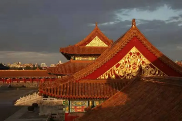 古 建 築，遠 比 你 想 象 更 驚 豔