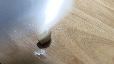 冬季乾燥，大蒜和雪梨這樣搭配，原來好處這麼多，成本不到2元