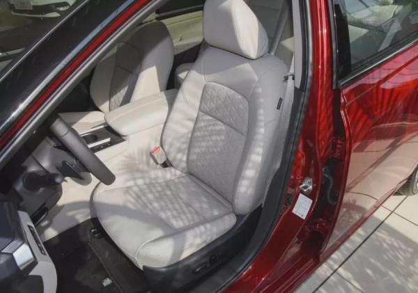 特點鮮明的合資B級車對決：日產天籟VS雪鐵龍C6