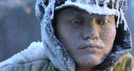 1950年，長津湖的死鷹嶺，那一尊尊冰雕為何讓敵我雙方都感到震撼