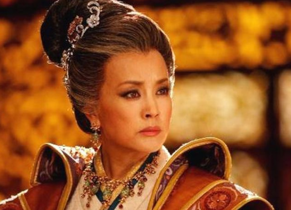 宰相寫下“青鵝”二字被斬，百官不解，武則天：你們把字拆開來讀