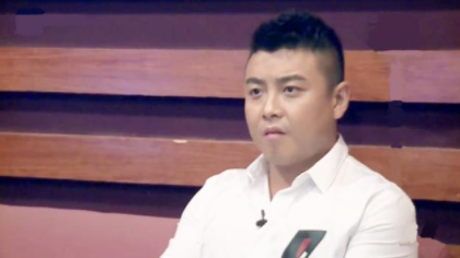 “乒乓冠軍”王皓：30歲娶美妻，32歲面臨婚姻危機，他如何化解？