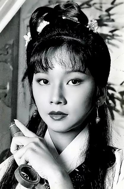 80年代金庸劇的美女們，哪個最漂亮？哪個最符合原著？高畫質美圖