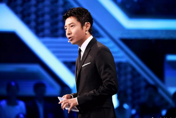 撒貝南：風光背後有淚水，母親去世後追悔莫及，加倍對父親妻兒好