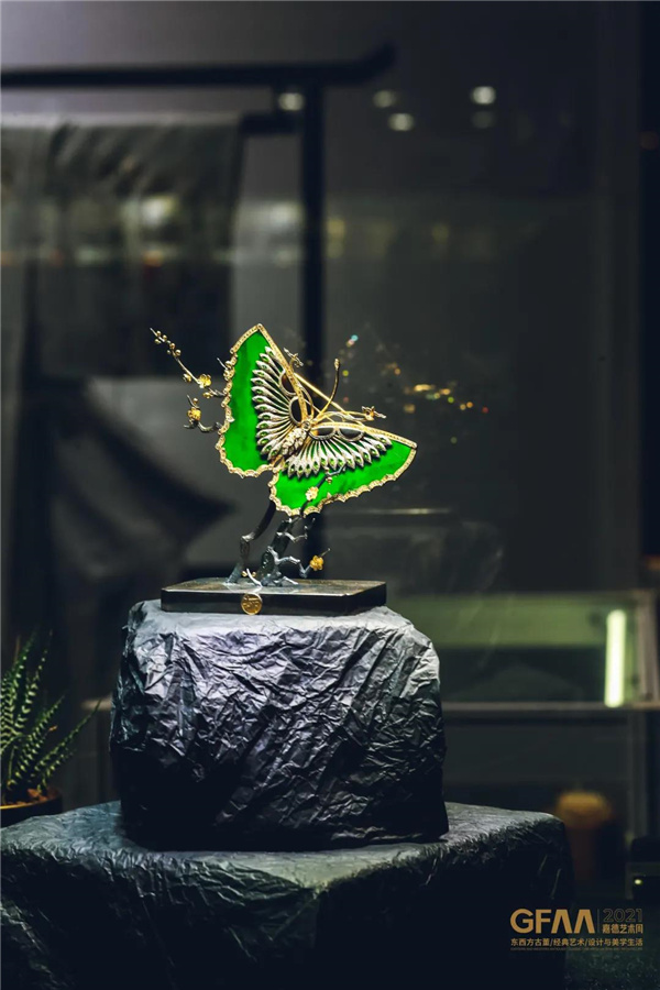 嘉德藝術周：8年初心，聚焦古董與現代設計 | 掌上藝術