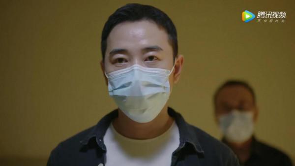 100週年展播劇第四部《埃博拉前線》另類的看點,讓人震撼不已 100週年展播劇第四部《埃博拉前線》另類的看點,讓人震撼不已