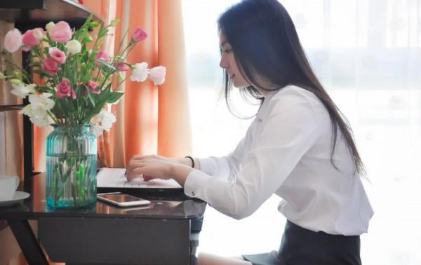 30首經典勵志詩詞，失落時讀一讀，總有一首點燃你的鬥志