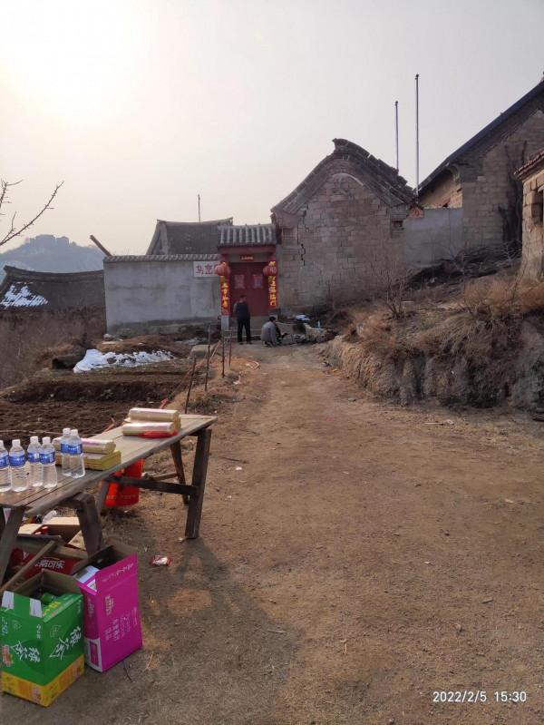 遊狀元川景區：不見傳說劉秀床，只見山頂遊樂場
