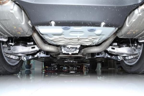 實拍2021款攬勝星脈,55.8萬起售,起步2.0T+8AT,到底值不值? 實拍2021款攬勝星脈,55.8萬起售,起步2.0T+8AT,到底值不值?