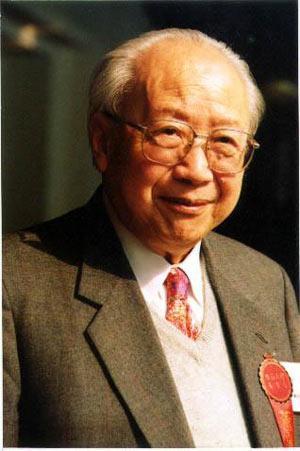 什麼人能從高考數理化一共考25分到最後被尊稱為萬能教授 什麼人能從高考數理化一共考25分到最後被尊稱為萬能教授