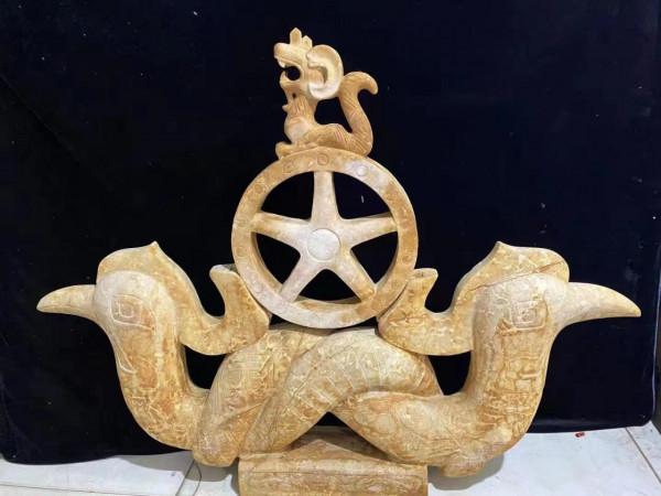 民間收藏古蜀玉器中的伏羲女媧