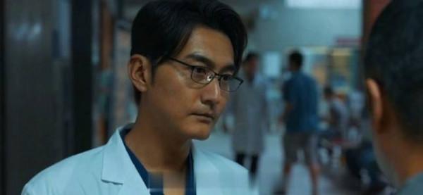 6天票房破4.6億,陳思誠一出手,便再次拉高了國產懸疑劇天花板 6天票房破4.6億,陳思誠一出手,便再次拉高了國產懸疑劇天花板