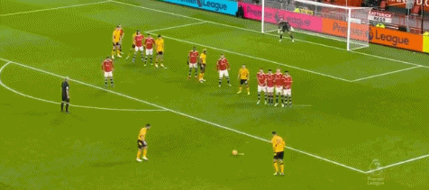 英超-C羅進球無效 曼聯主場0-1狼隊降至第7 朗尼克遭遇執教首敗 英超-C羅進球無效 曼聯主場0-1狼隊降至第7 朗尼克遭遇執教首敗