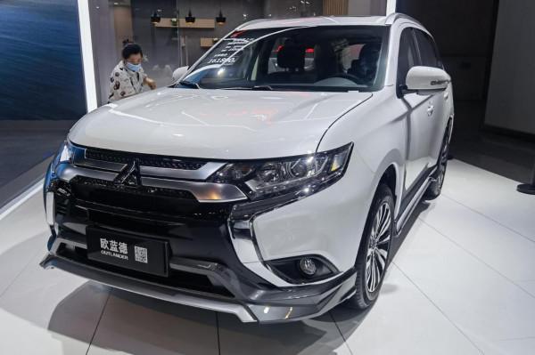 三菱歐藍德、森林人、豐田RAV4四驅系統有什麼區別？到底哪種好