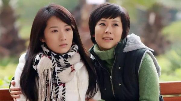 《我的前半生》羅子君戴30萬的表，穿8萬的鞋，月薪150萬夠花嗎？