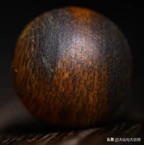 一克幾萬的奇楠沉香,都拿來做什麼呢? 一克幾萬的奇楠沉香,都拿來做什麼呢?