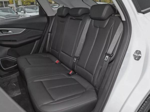 誰才是適合家用的精品國貨？風行T5 EVO對比捷途X70