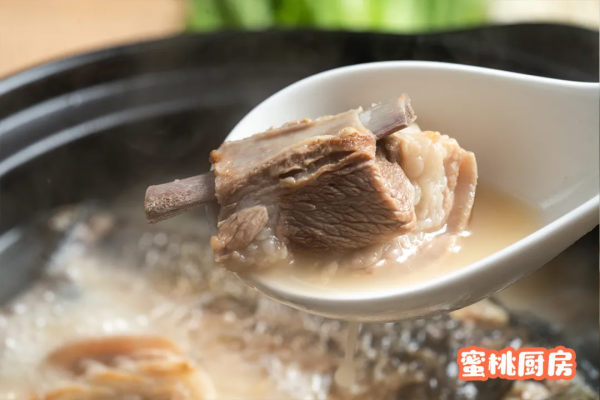 大降溫，多吃這菜準沒錯！比秋褲還暖，一燜就搞定