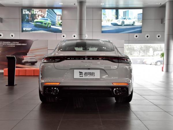 身披運動套件，2.9T動力強勁，闊太太的最愛，實拍Panamera