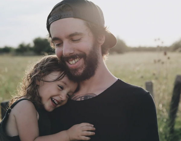 一味要求孩子“不要哭”，其實並不好