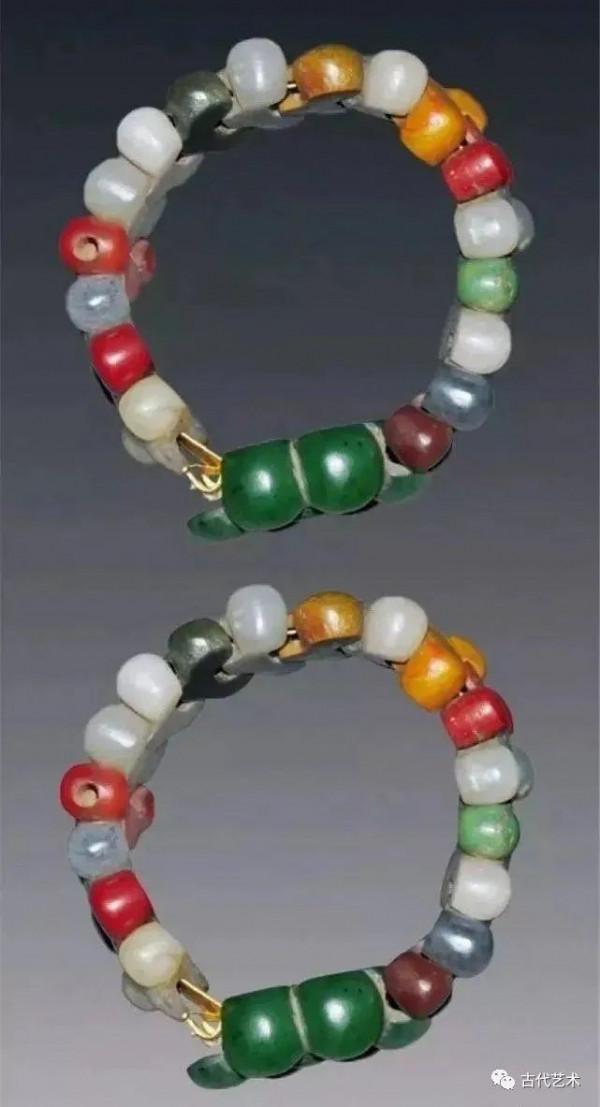 在大西北豪橫三百年的家族墓地，出土的文物太精彩