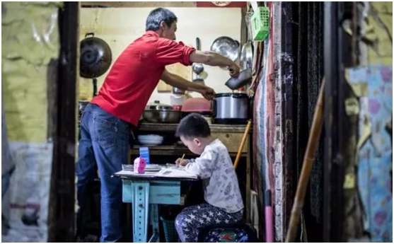 優秀的孩子，“拼”的是父母的陪伴