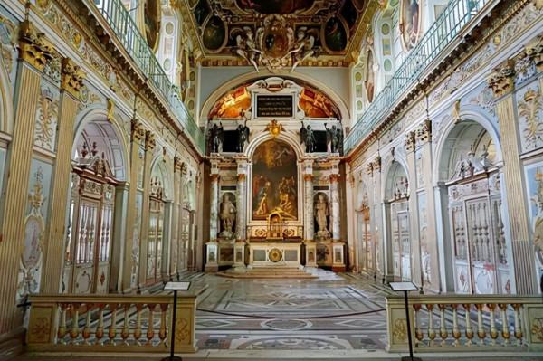 楓丹白露宮:西歐珍寶城,法國最大王宮之一 楓丹白露宮:西歐珍寶城,法國最大王宮之一