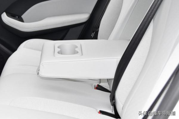 新車｜外觀內飾大幅提升 全新榮威Ei5靜態解析