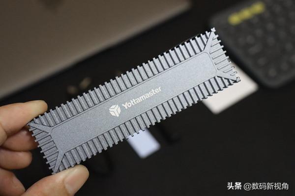 升級留下的M.2 NVME硬碟怎麼處理?硬碟盒讓閒置起死回生 升級留下的M.2 NVME硬碟怎麼處理?硬碟盒讓閒置起死回生