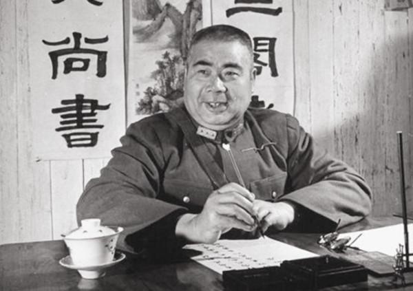1955年授勳前夕,主席和總理一致認可他來主持典禮,他是誰? 1955年授勳前夕,主席和總理一致認可他來主持典禮,他是誰?