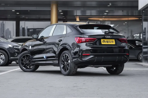 7.6秒就能破百，還配全時四驅系統，真是豪華轎跑SUV的標杆？