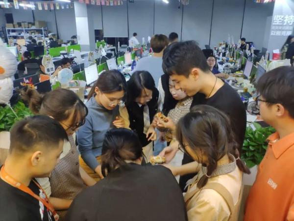 雙11開門紅延續真香定律：有人興奮有人淡定，有人吃了兩隻大閘蟹