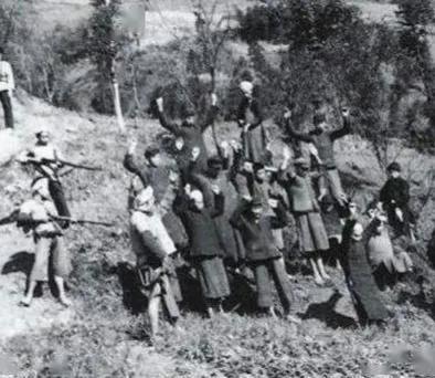 血戰邊城之七:特等射手帶四名戰士強闖伏擊圈,五百土匪離奇潰逃 血戰邊城之七:特等射手帶四名戰士強闖伏擊圈,五百土匪離奇潰逃