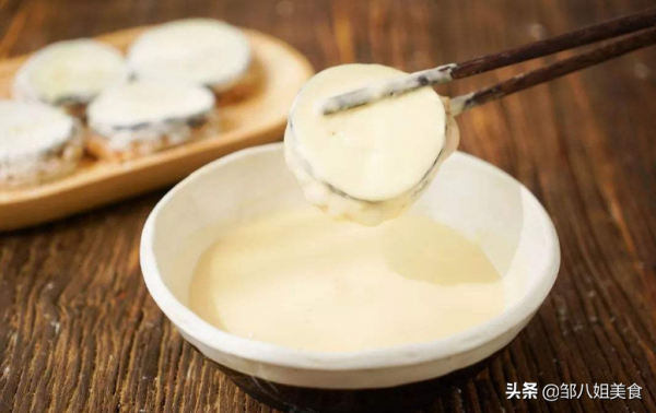 炸掛糊食物時，把握好3個細節，炸好後酥脆不糊不油膩，別再弄錯