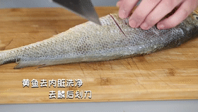 黃花魚和它兩個一起燒竟然這麼香，堪稱米飯殺手，後悔沒有早學