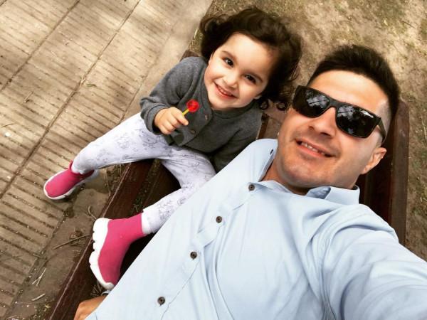 阿根廷記者得知自家被盜，一小時後，他直播起自家失竊案件