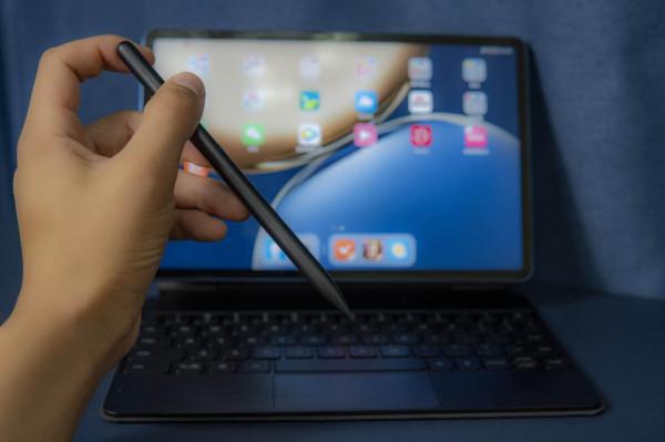 榮耀平板V7Pro體驗兩週報告:厚積薄發,憑三大優勢力衡蘋果華為 榮耀平板V7Pro體驗兩週報告:厚積薄發,憑三大優勢力衡蘋果華為