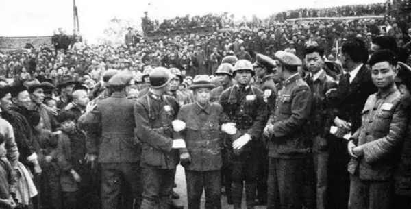 南京大屠殺戰犯被處決現場,殺一次太便宜他們了 南京大屠殺戰犯被處決現場,殺一次太便宜他們了