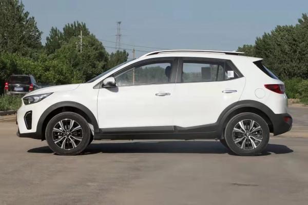 奕跑：指導價7.98萬，搭載1.4L+100馬力，空間討喜，適合家用